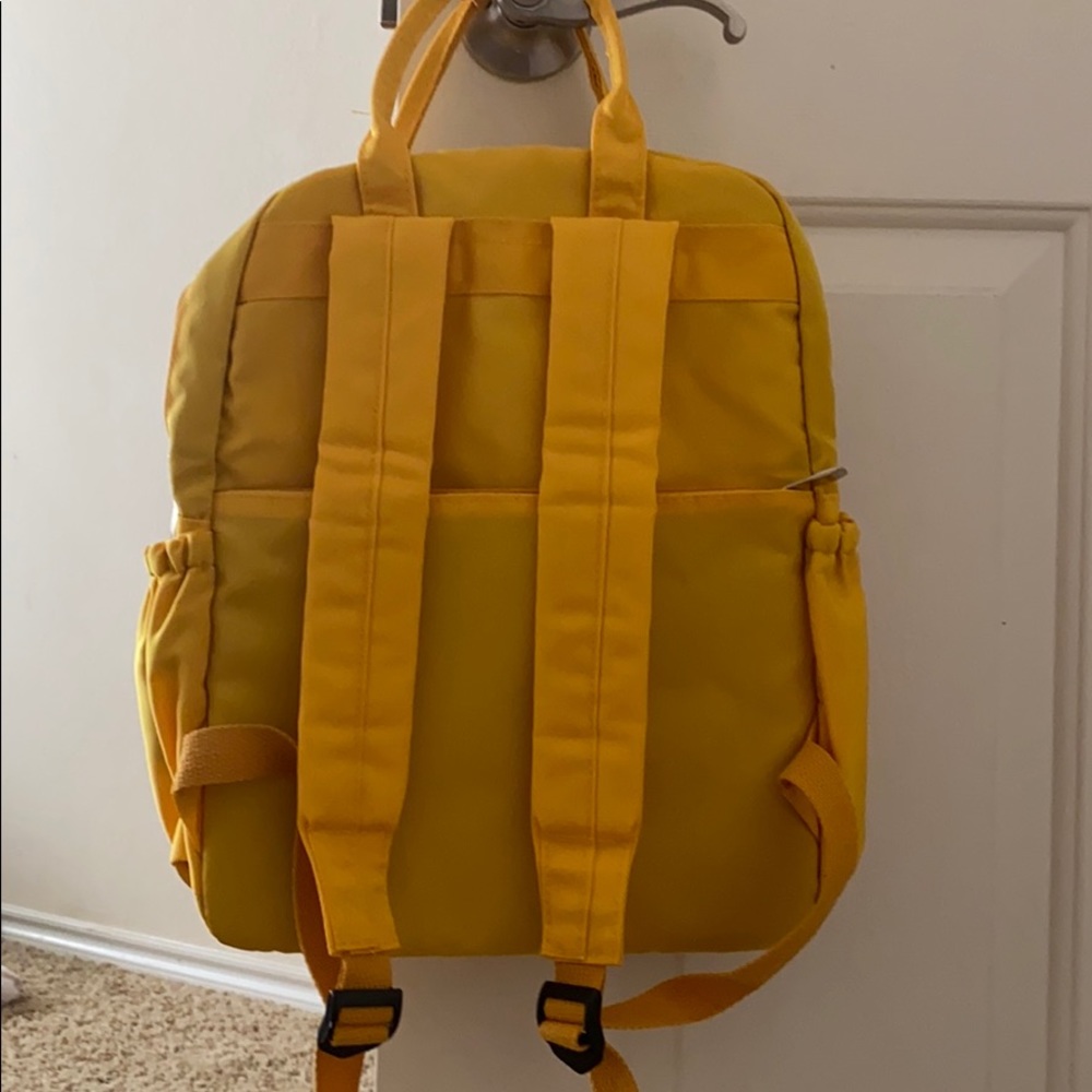 Yellow backpack - Picture 2 of 3